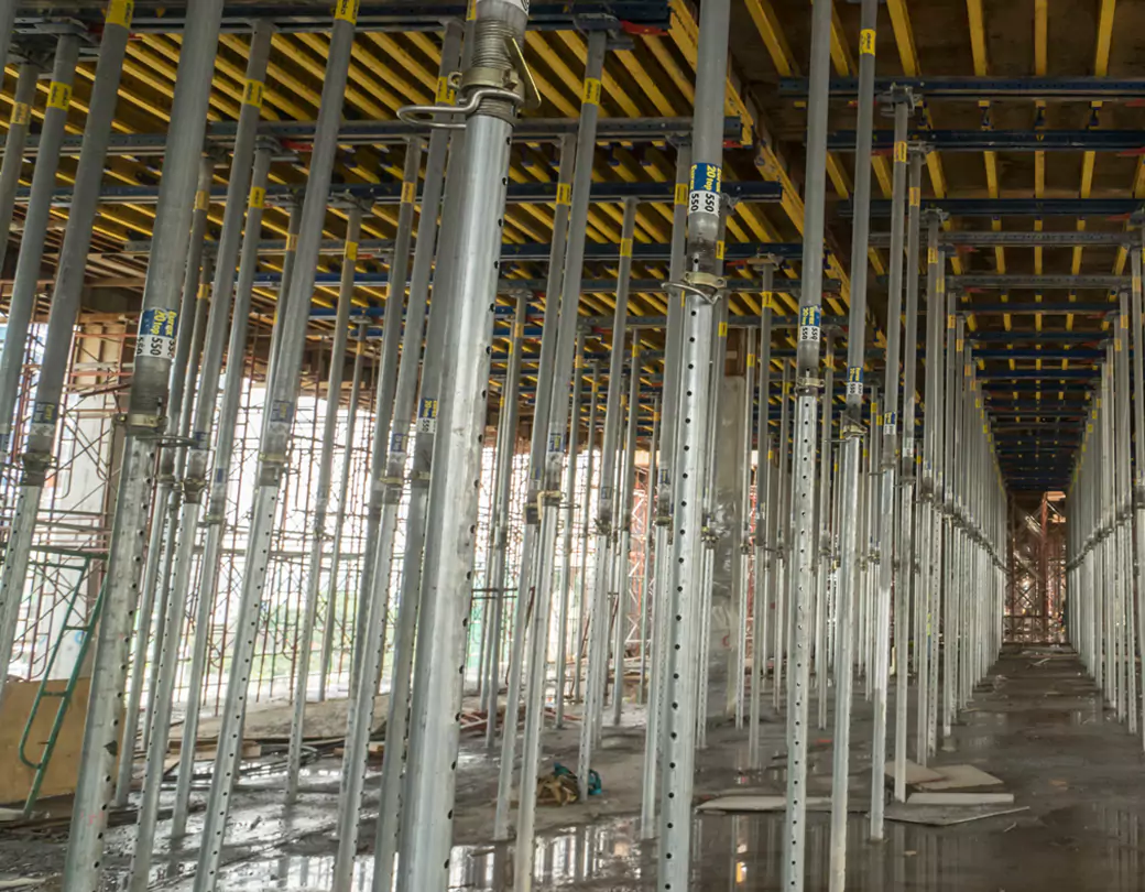 What Factors Should You Evaluate When Choosing Shuttering Material on Rent?

